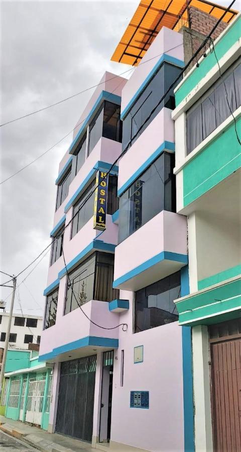 Hostal Los Pinos وانكايو المظهر الخارجي الصورة