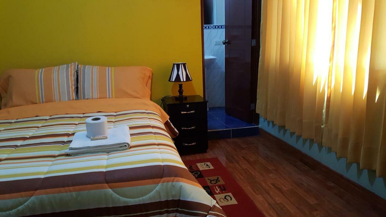 Hostal Los Pinos وانكايو المظهر الخارجي الصورة